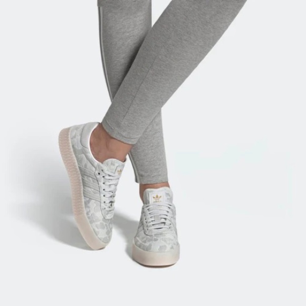 adidas Women's Light Gray Patterned Sneakers